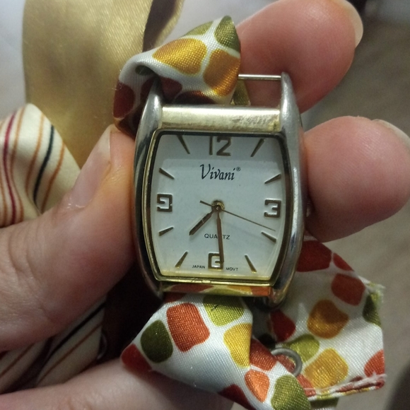 Vivani quartz woman watch ⌚ - Picture 4 of 4